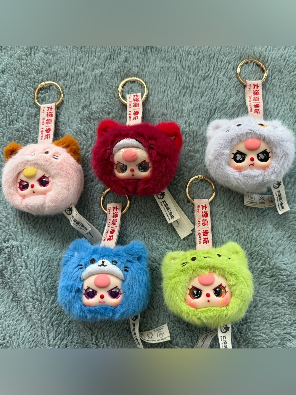 Viral Baby Three Cat Head Keychains
